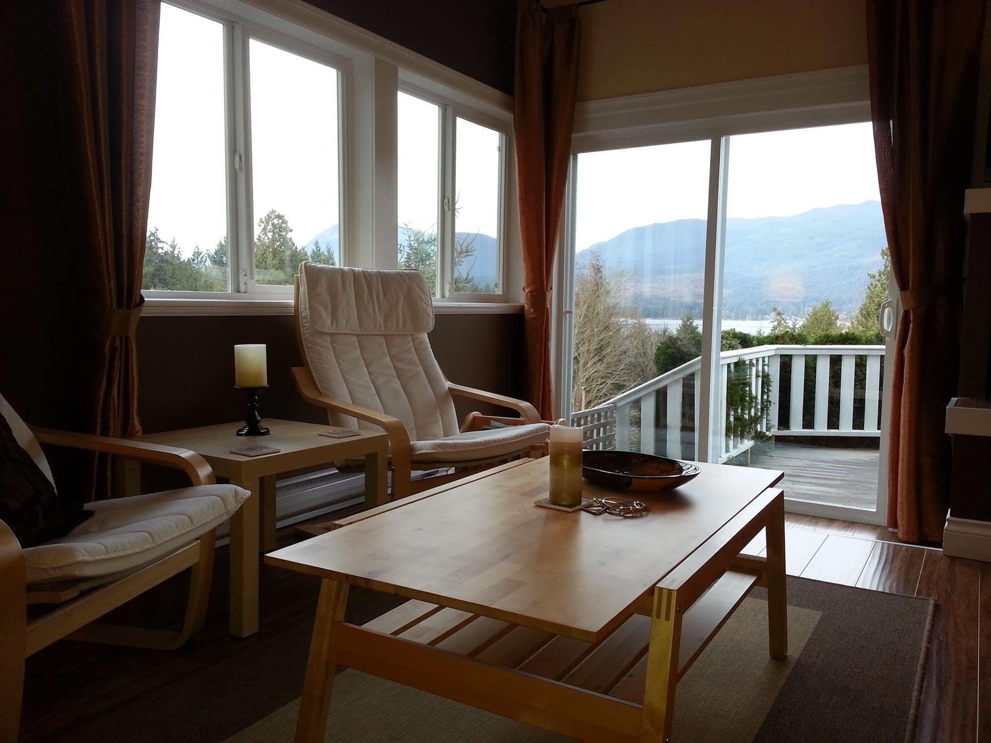 Above The Inlet Hotel Sechelt Luaran gambar