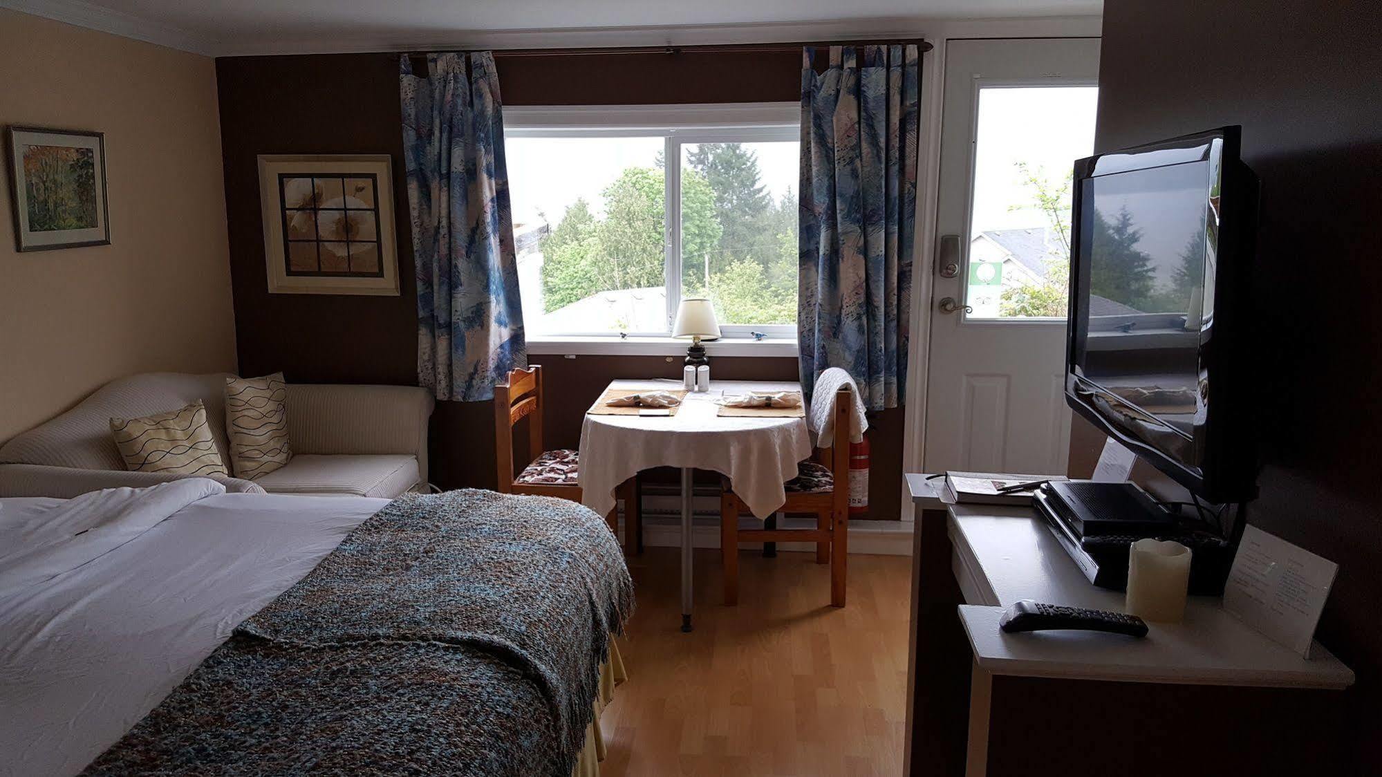Above The Inlet Hotel Sechelt Luaran gambar