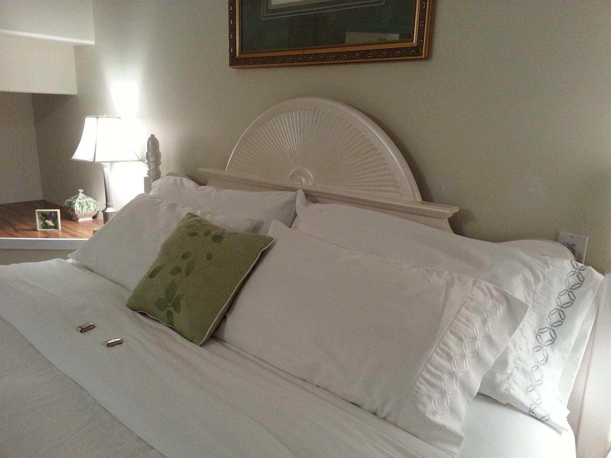 Above The Inlet Hotel Sechelt Luaran gambar